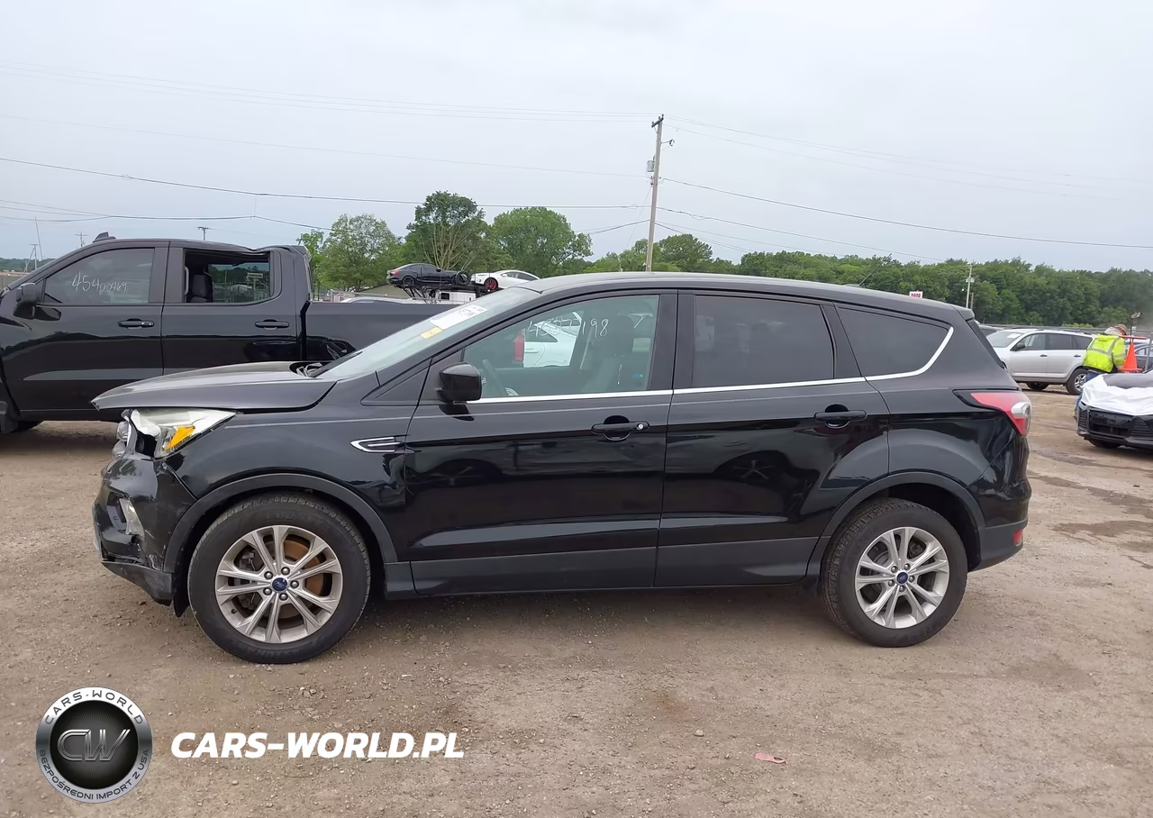 2017 Ford Escape Se VIN:1FMCU9GDXHUD64487 - 14
