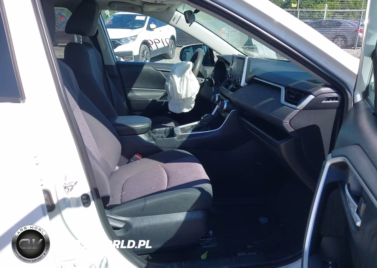 2019 Toyota Rav4 Xle VIN:2T3P1RFV3KC025087 - 5