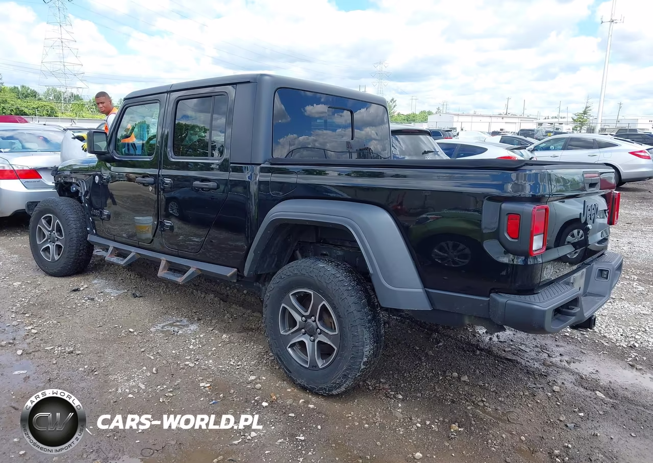 2021 Jeep Gladiator Sport 4X4 VIN:1C6JJTAG1ML511579 - 3