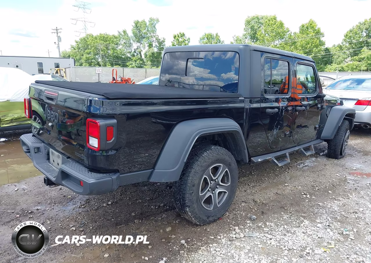 2021 Jeep Gladiator Sport 4X4 VIN:1C6JJTAG1ML511579 - 4