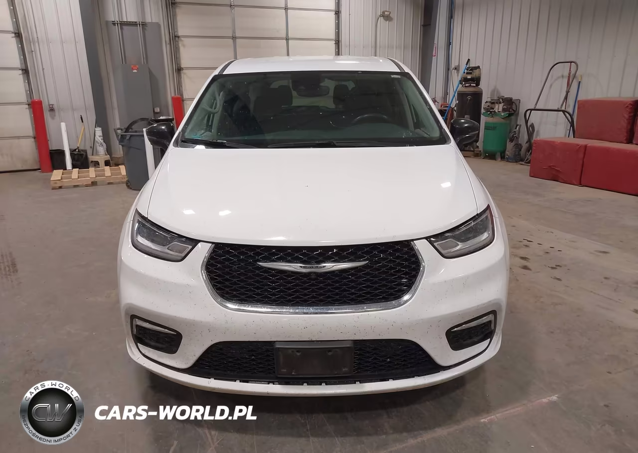 2024 Chrysler Pacifica Touring L VIN:2C4RC1BGXRR112709 - 13