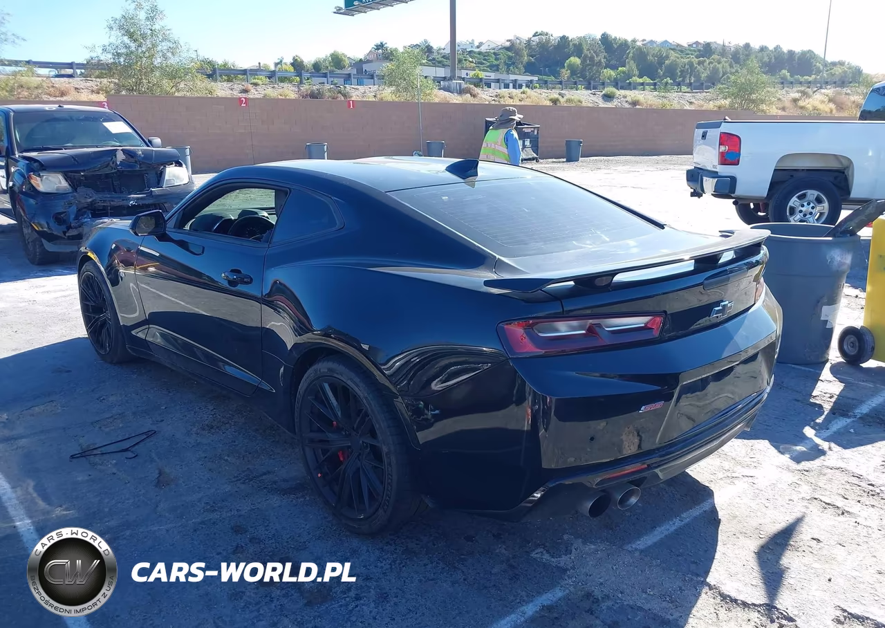2016 Chevrolet Camaro 2Ss VIN:1G1FH1R77G0180251 - 3