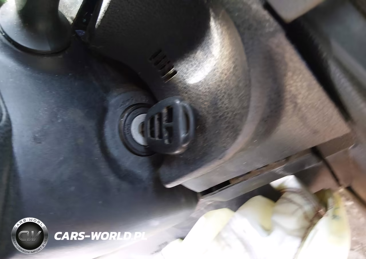 2015 Toyota Corolla S Plus VIN:2T1BURHE8FC343915 - 11