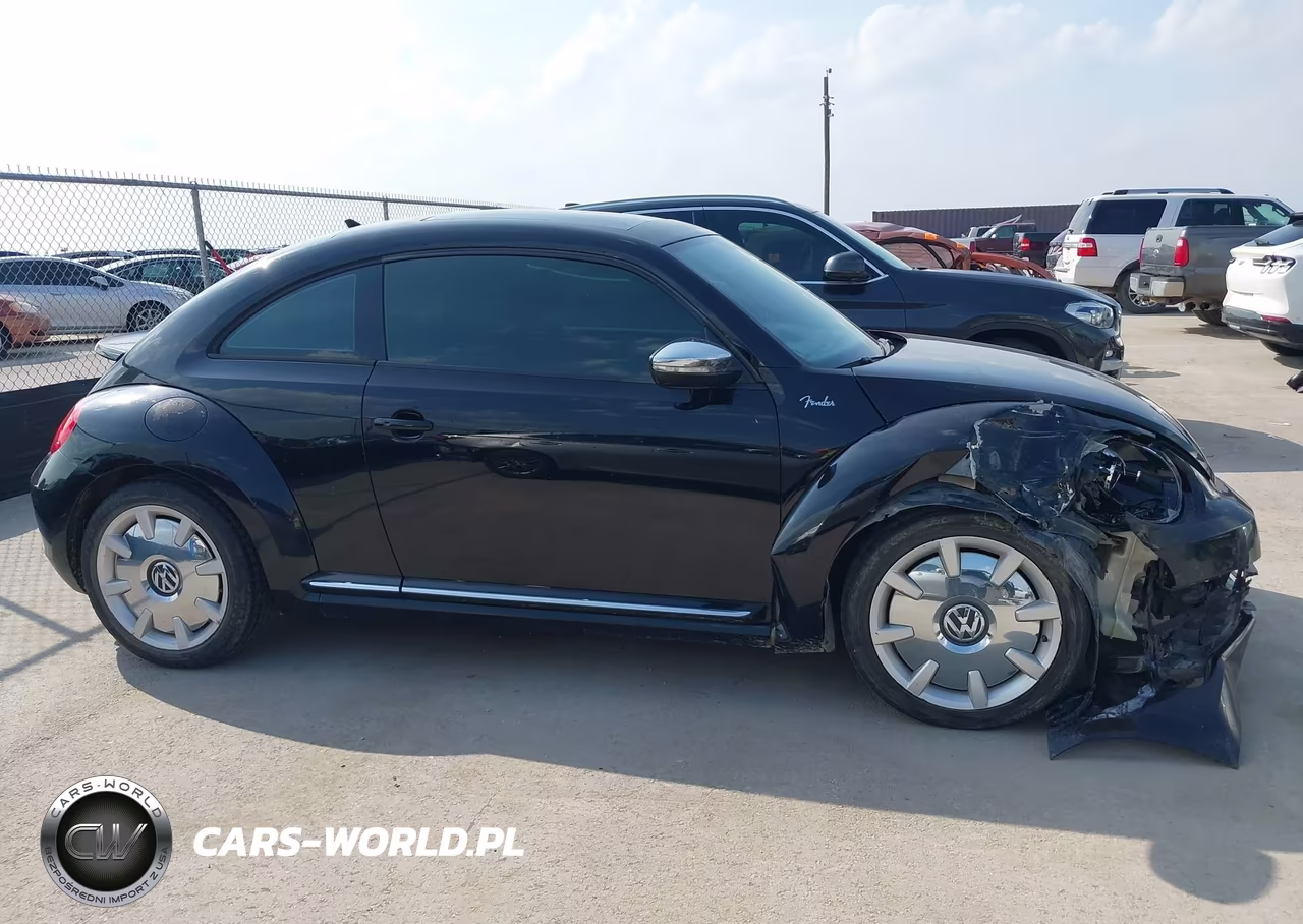 2013 Volkswagen Beetle 2.0T Fender Edition-2.0T Turbo-R-Line VIN:3VW4S7AT8DM685426 - 13