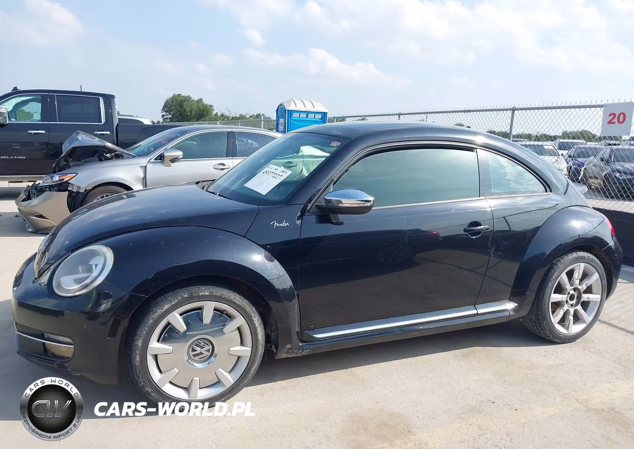 2013 Volkswagen Beetle 2.0T Fender Edition-2.0T Turbo-R-Line VIN:3VW4S7AT8DM685426 - 14