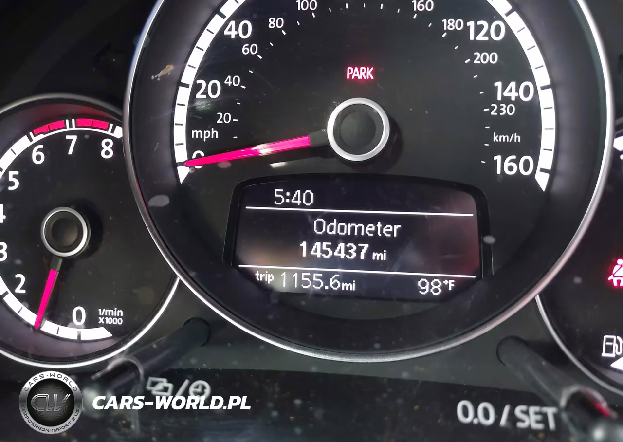 2013 Volkswagen Beetle 2.0T Fender Edition-2.0T Turbo-R-Line VIN:3VW4S7AT8DM685426 - 15