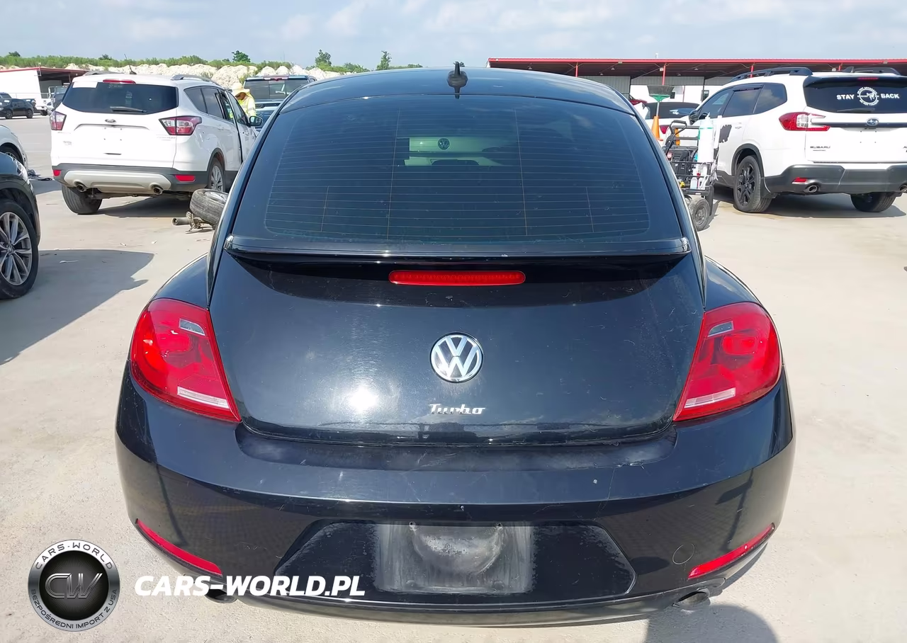 2013 Volkswagen Beetle 2.0T Fender Edition-2.0T Turbo-R-Line VIN:3VW4S7AT8DM685426 - 16