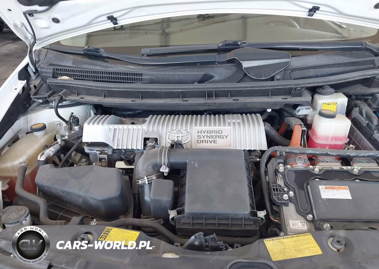 2014 Toyota Prius Plug-In VIN:JTDKN3DPXE3055385 - 10