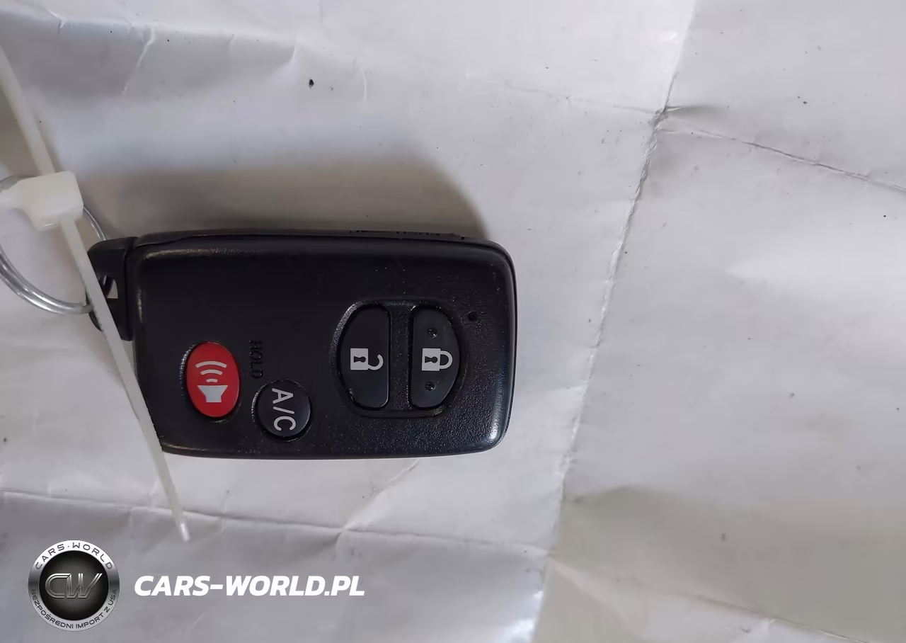 2014 Toyota Prius Plug-In VIN:JTDKN3DPXE3055385 - 11