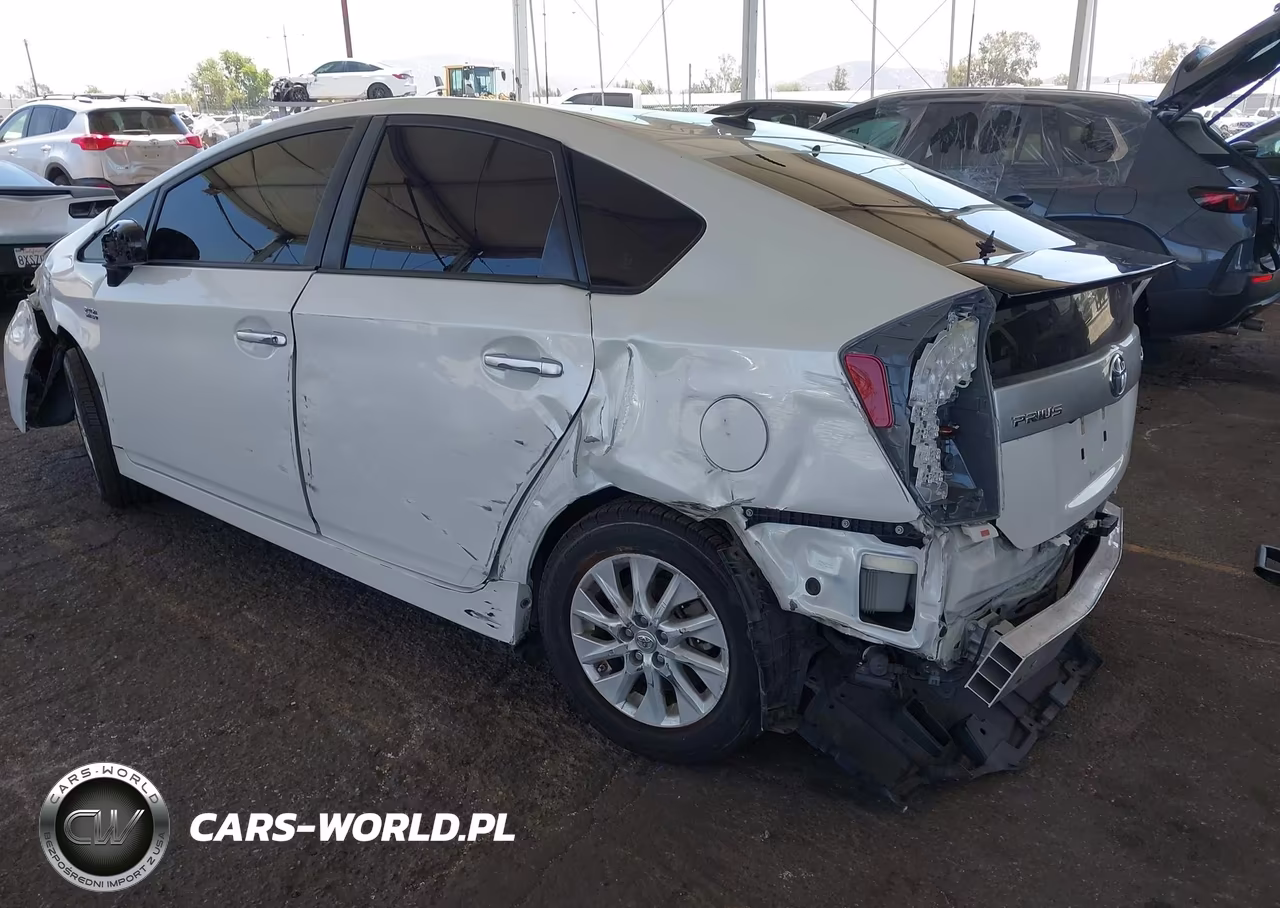 2014 Toyota Prius Plug-In VIN:JTDKN3DPXE3055385 - 3