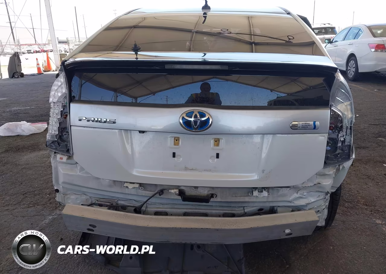 2014 Toyota Prius Plug-In VIN:JTDKN3DPXE3055385 - 6