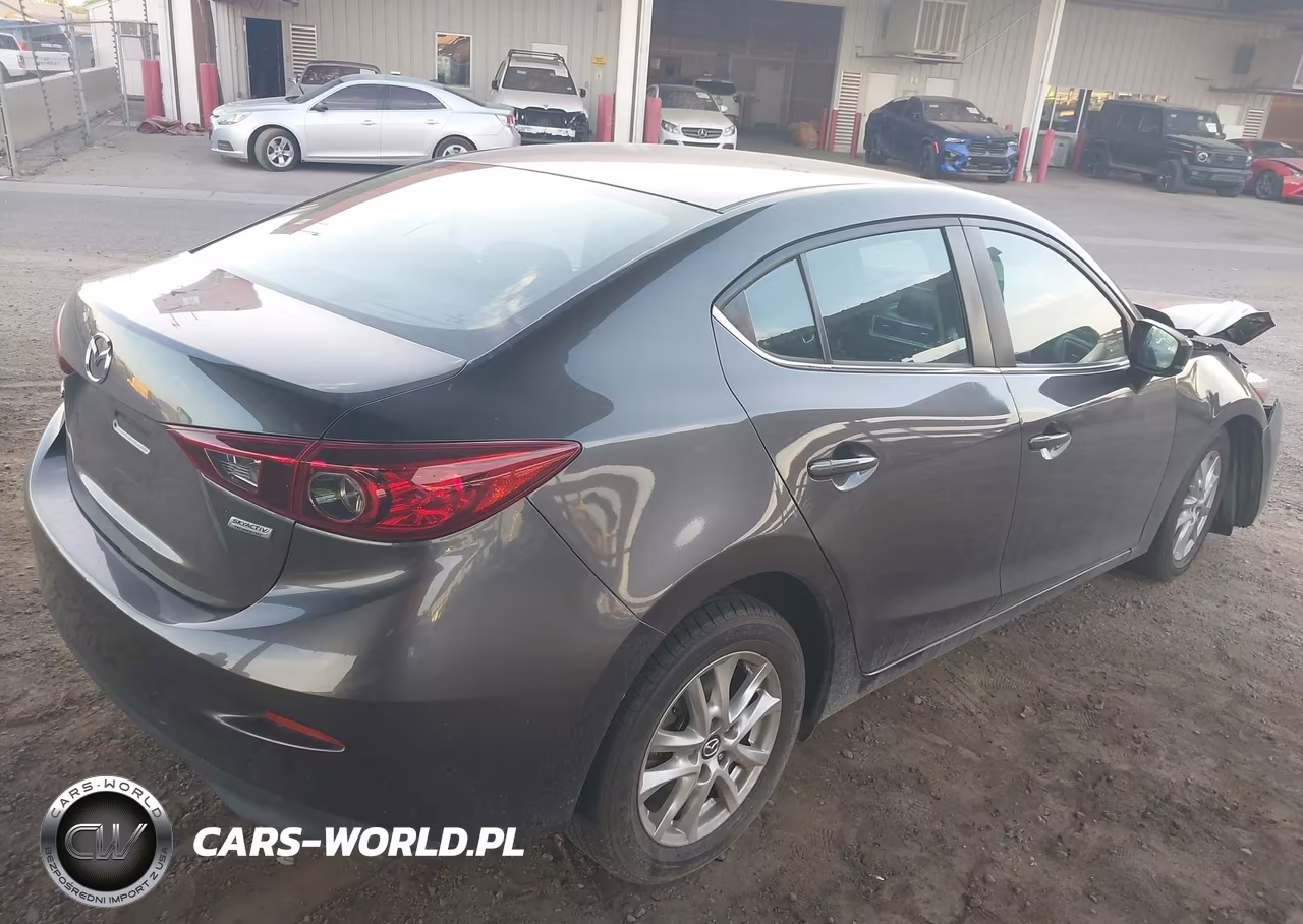 2017 Mazda Mazda3 Sport VIN:3MZBN1U72HM105426 - 4