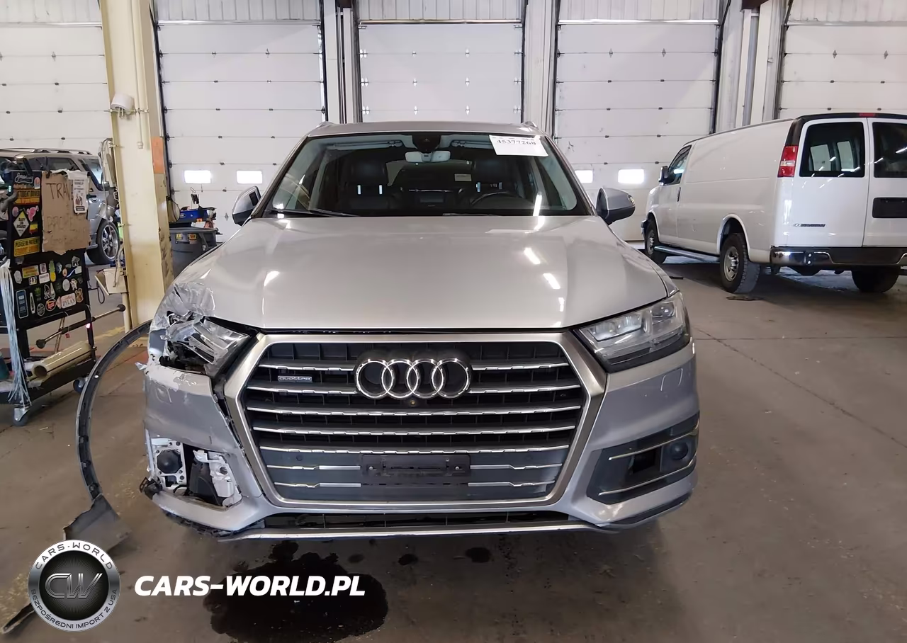 2017 Audi Q7 3.0T Premium VIN:WA1LAAF79HD002896 - 12