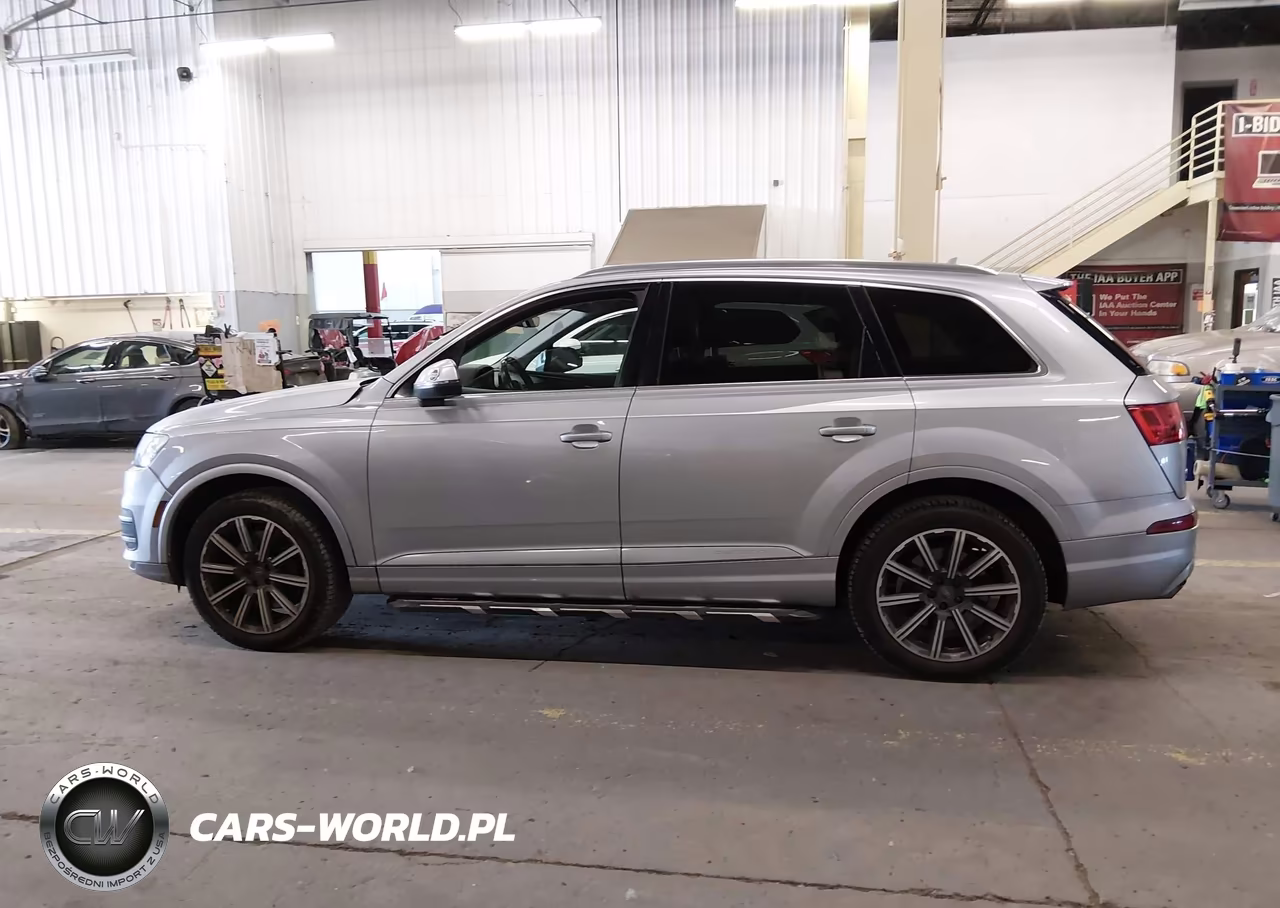2017 Audi Q7 3.0T Premium VIN:WA1LAAF79HD002896 - 14