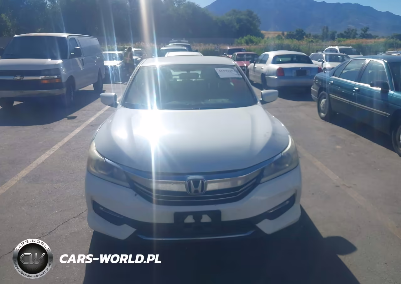 2016 Honda Accord Sport VIN:1HGCR2F50GA065440 - 12