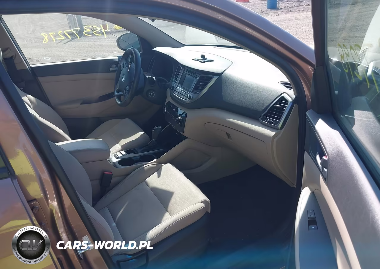 2016 Hyundai Tucson Se VIN:KM8J3CA48GU239826 - 5