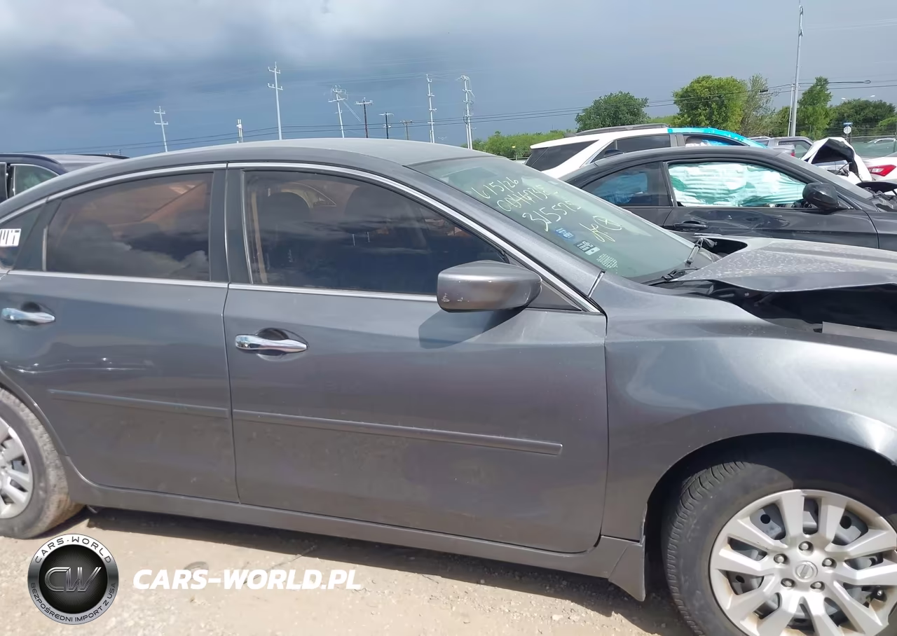 2017 Nissan Altima 2.5 S VIN:1N4AL3AP6HN315575 - 13