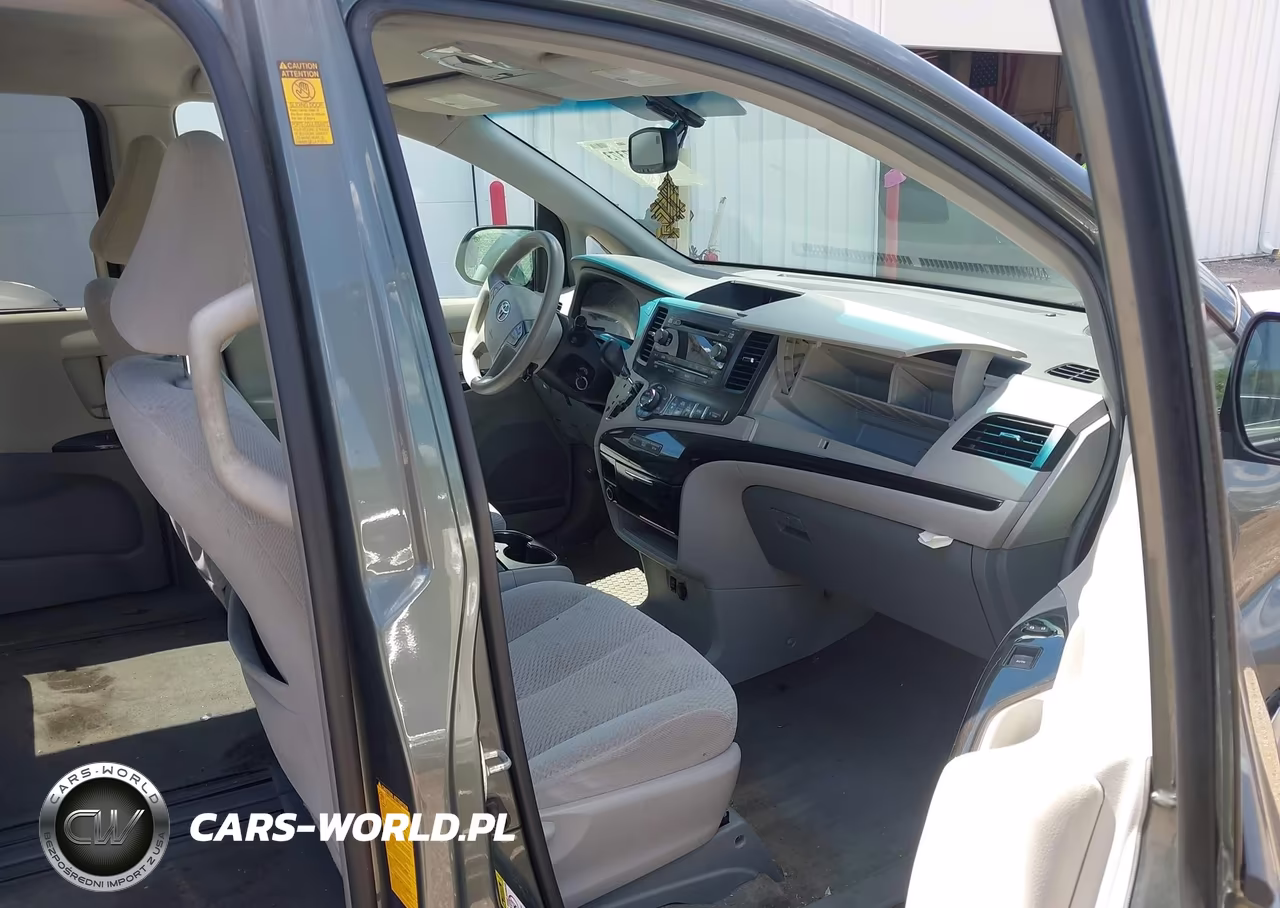 2013 Toyota Sienna Le V6 8 Passenger VIN:5TDKK3DCXDS358217 - 5