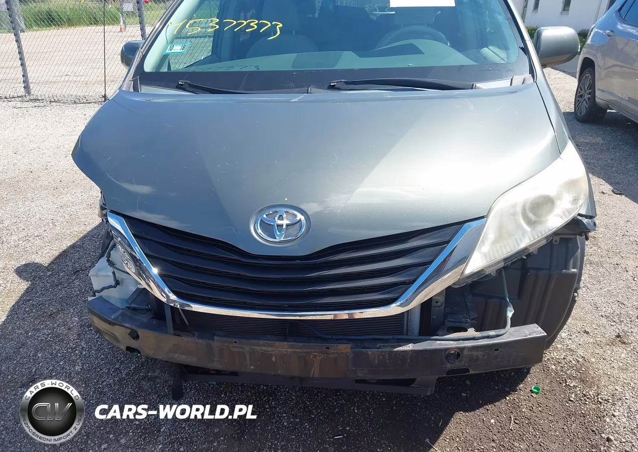 2013 Toyota Sienna Le V6 8 Passenger VIN:5TDKK3DCXDS358217 - 6