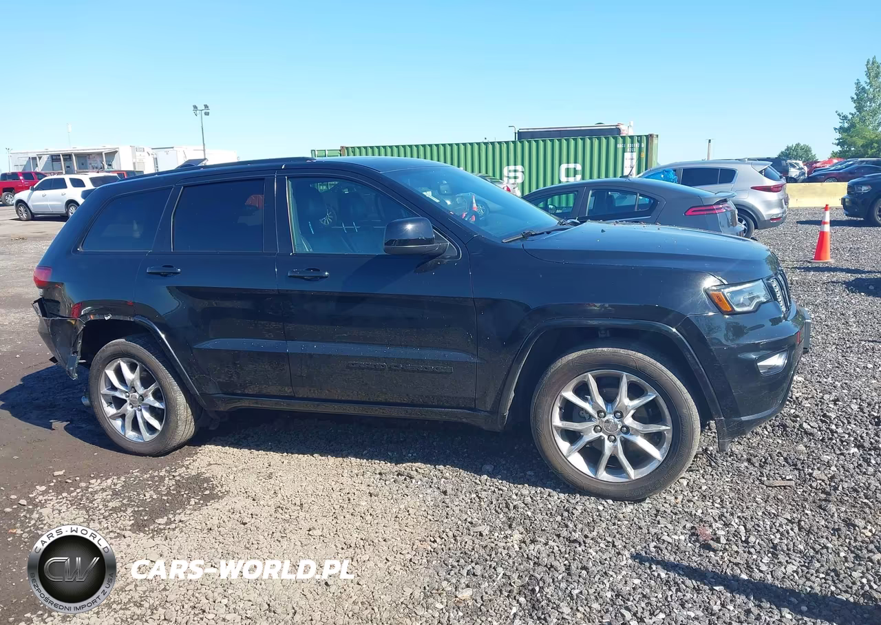 2020 Jeep Grand Cherokee Altitude 4X4 VIN:1C4RJFAG5LC267186 - 13