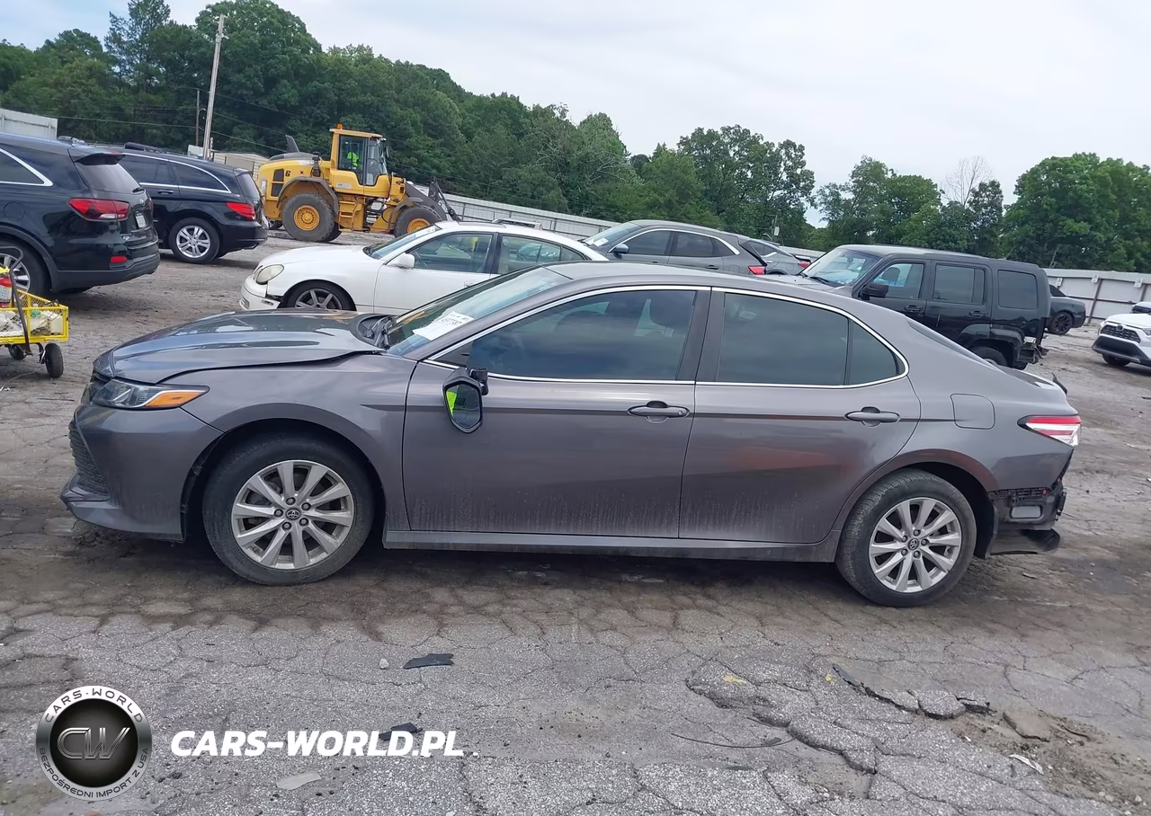2019 Toyota Camry Le VIN:4T1B11HK6KU265336 - 13