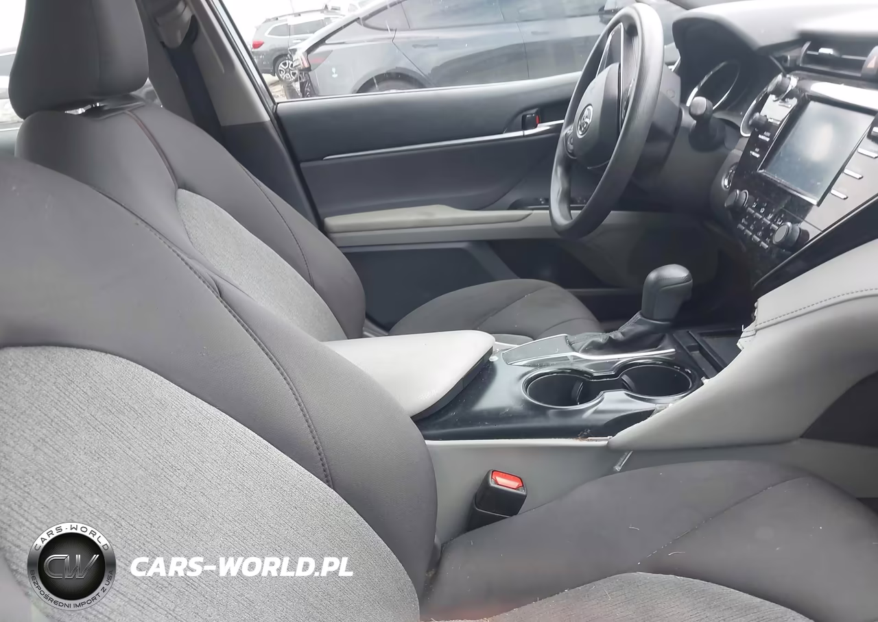 2019 Toyota Camry Le VIN:4T1B11HK6KU265336 - 5