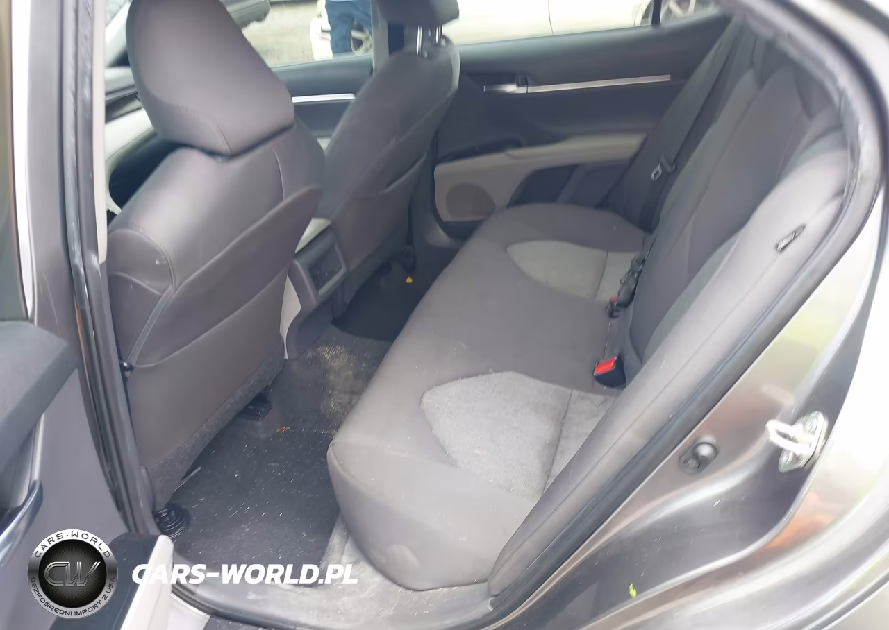 2019 Toyota Camry Le VIN:4T1B11HK6KU265336 - 8