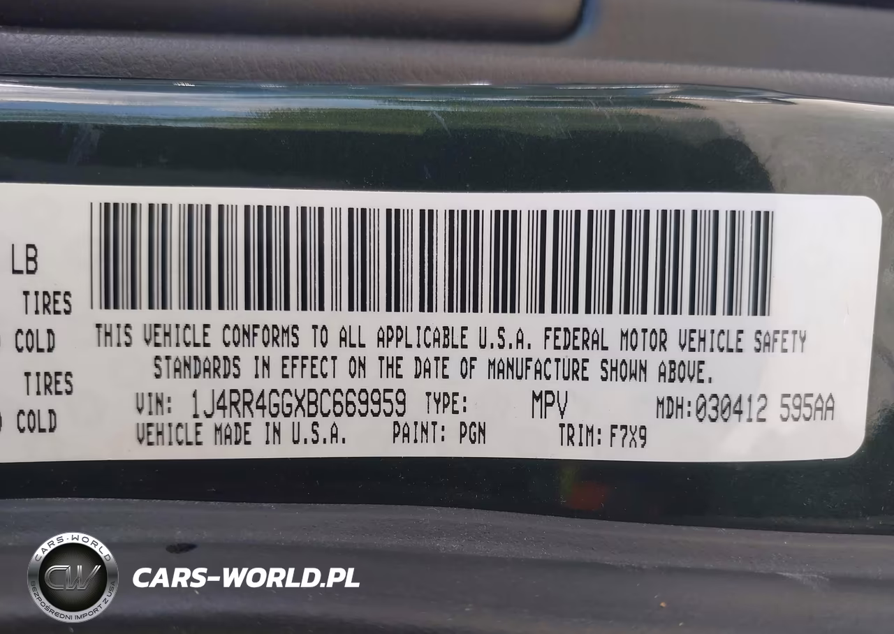2011 Jeep Grand Cherokee Laredo VIN:1J4RR4GGXBC669959 - 9