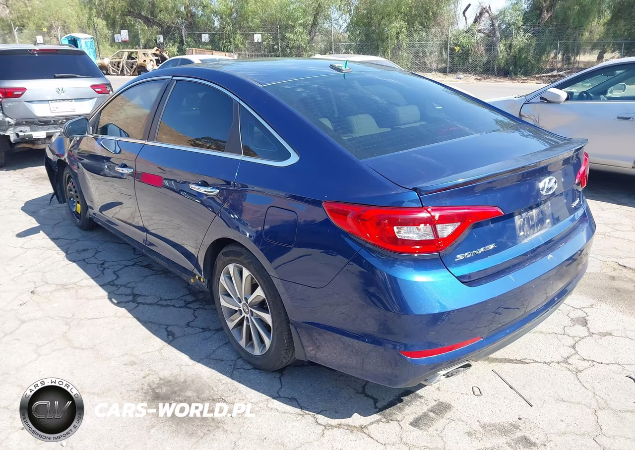 2015 Hyundai Sonata Sport VIN:5NPE34AF6FH215059 - 3