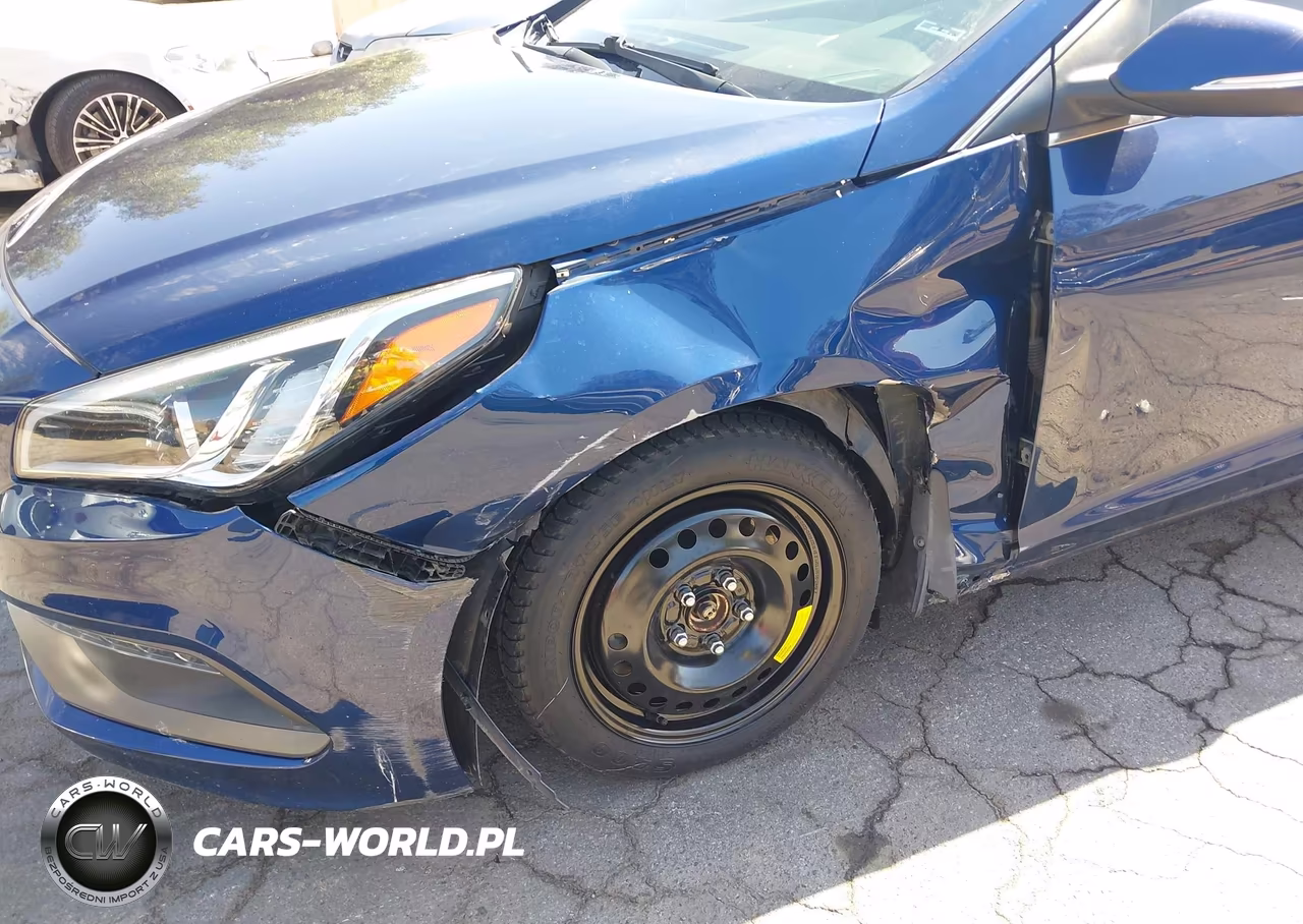 2015 Hyundai Sonata Sport VIN:5NPE34AF6FH215059 - 6