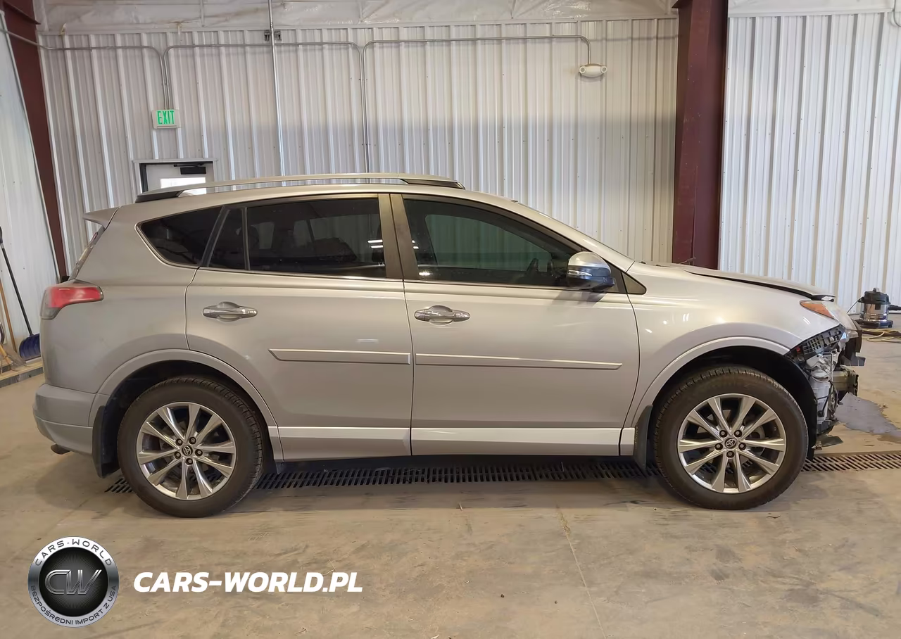 2017 Toyota Rav4 Platinum VIN:2T3DFREV3HW578920 - 14