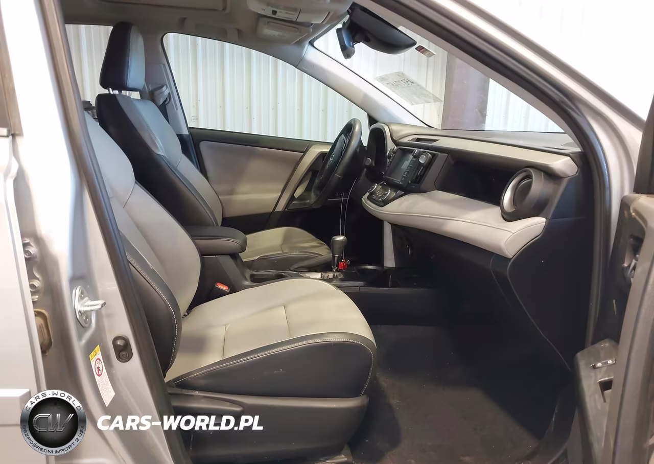 2017 Toyota Rav4 Platinum VIN:2T3DFREV3HW578920 - 5