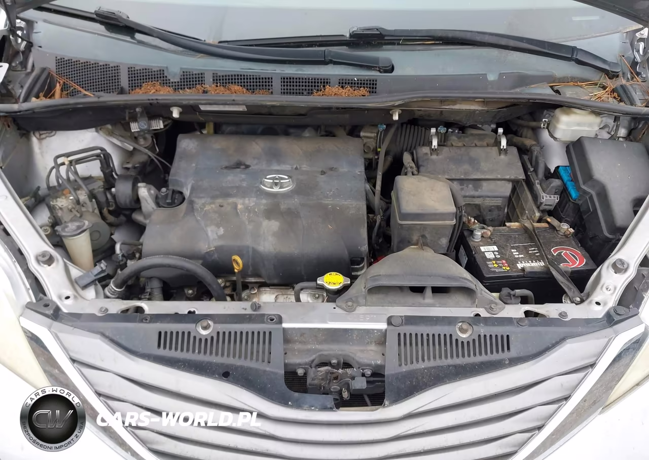 2012 Toyota Sienna Xle V6 8 Passenger VIN:5TDYK3DC2CS192073 - 10