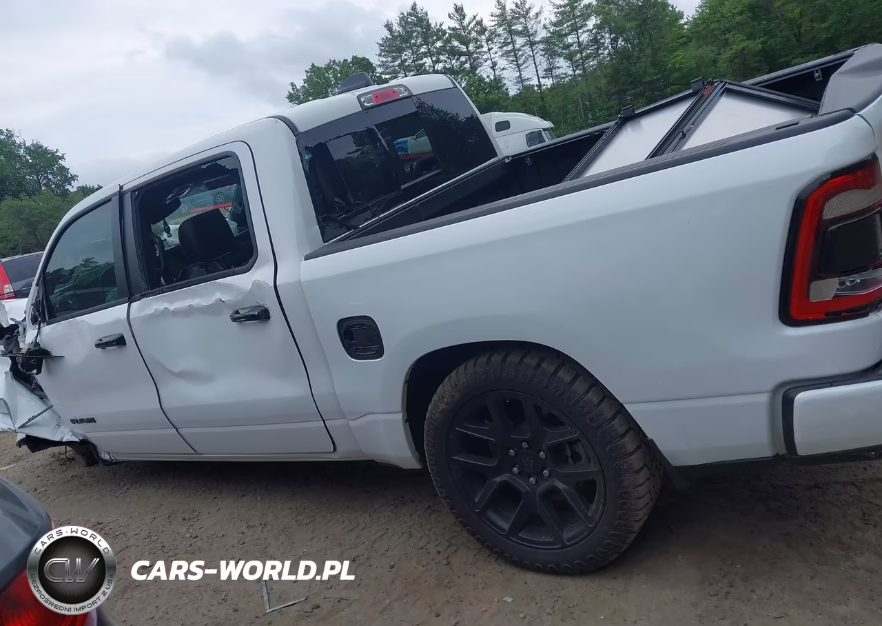 2024 Ram 1500 Laramie 4X4 5'7 Box VIN:1C6SRFJT1RN185404 - 14