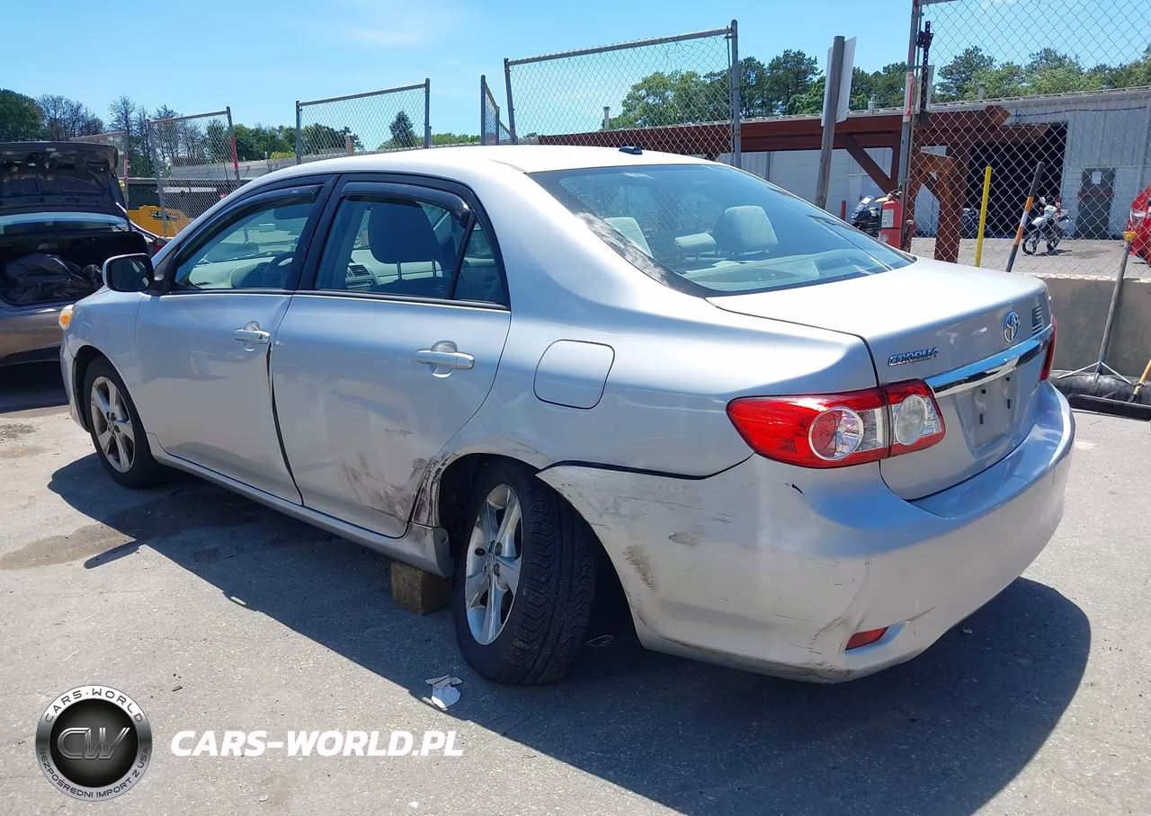2012 Toyota Corolla Le VIN:2T1BU4EE3CC867234 - 3