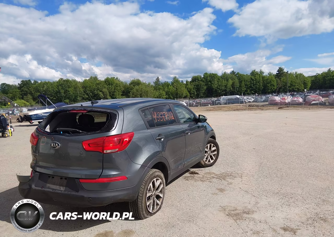 2014 Kia Sportage Lx VIN:KNDPBCAC6E7658018 - 4