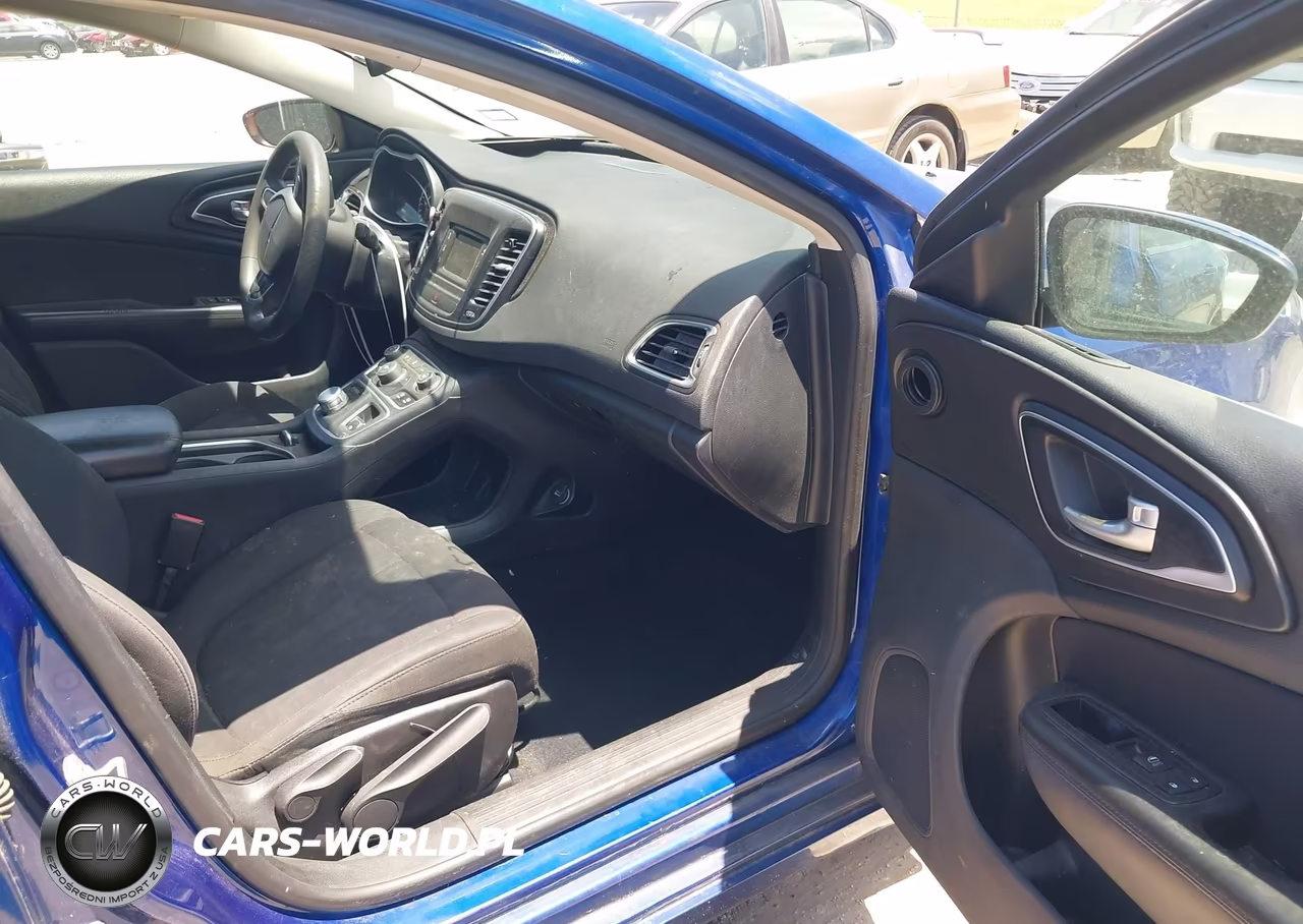2015 Chrysler 200 Limited VIN:1C3CCCAB9FN722251 - 5