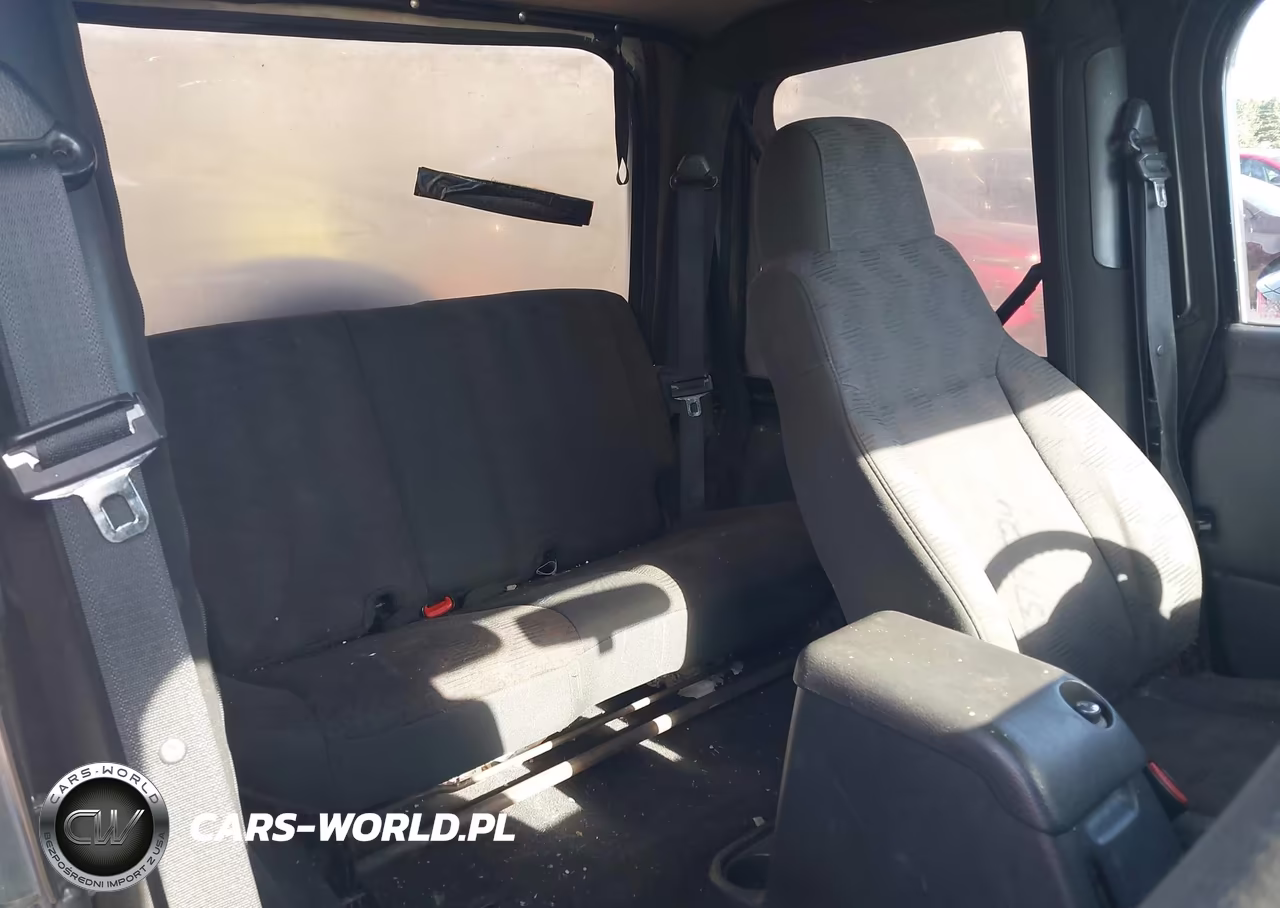 2005 Jeep Wrangler X VIN:1J4FA39S65P359522 - 8