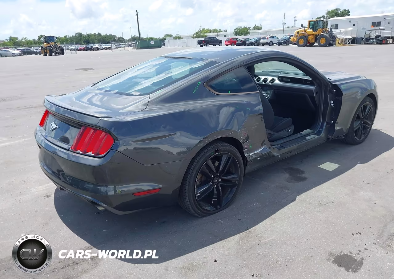 2017 Ford Mustang Ecoboost VIN:1FA6P8THXH5276180 - 4