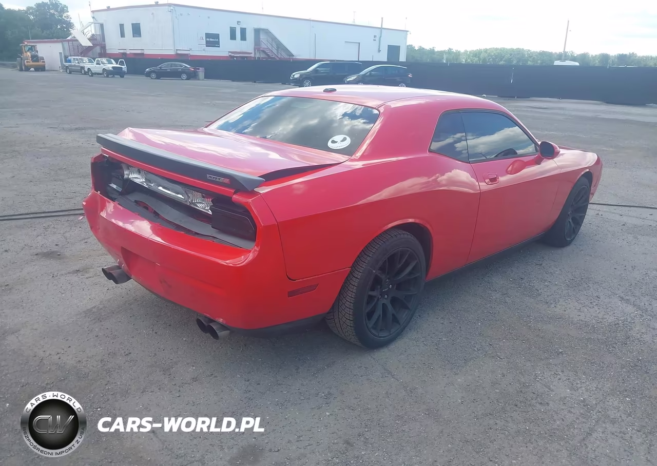 2010 Dodge Challenger Srt8 VIN:2B3CJ7DW5AH318275 - 4