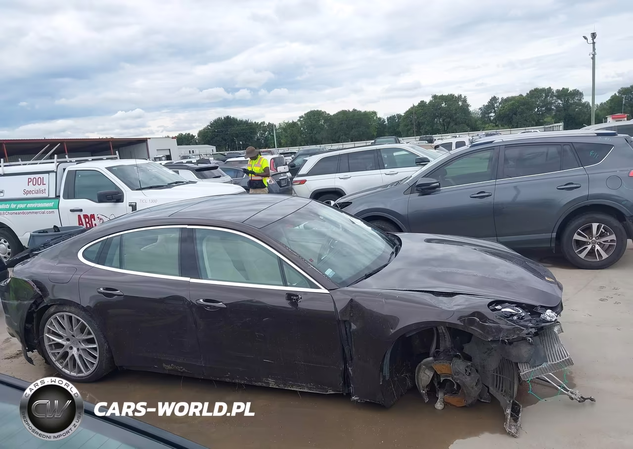 2018 Porsche Panamera 4S VIN:WP0AB2A74JL133091 - 12