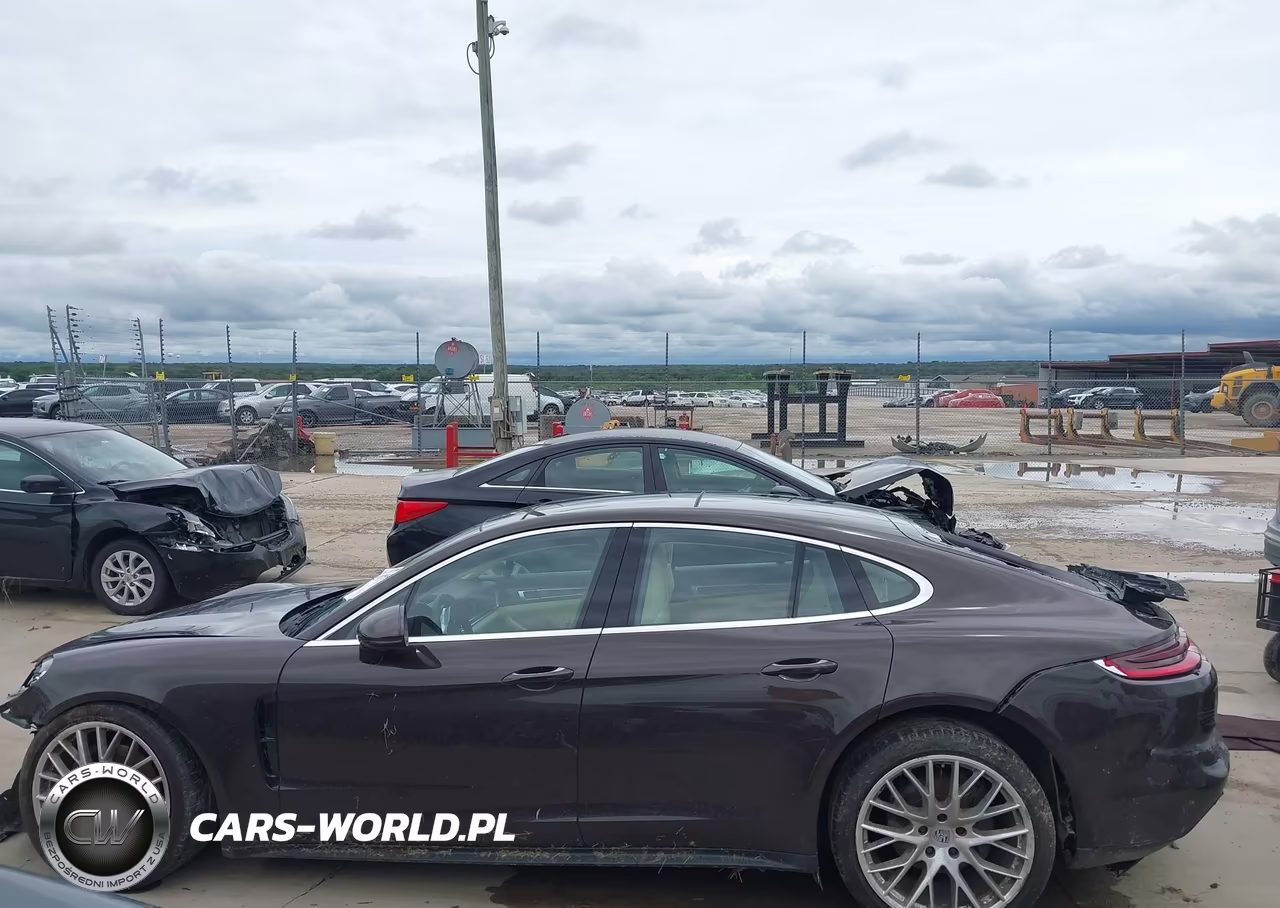 2018 Porsche Panamera 4S VIN:WP0AB2A74JL133091 - 13