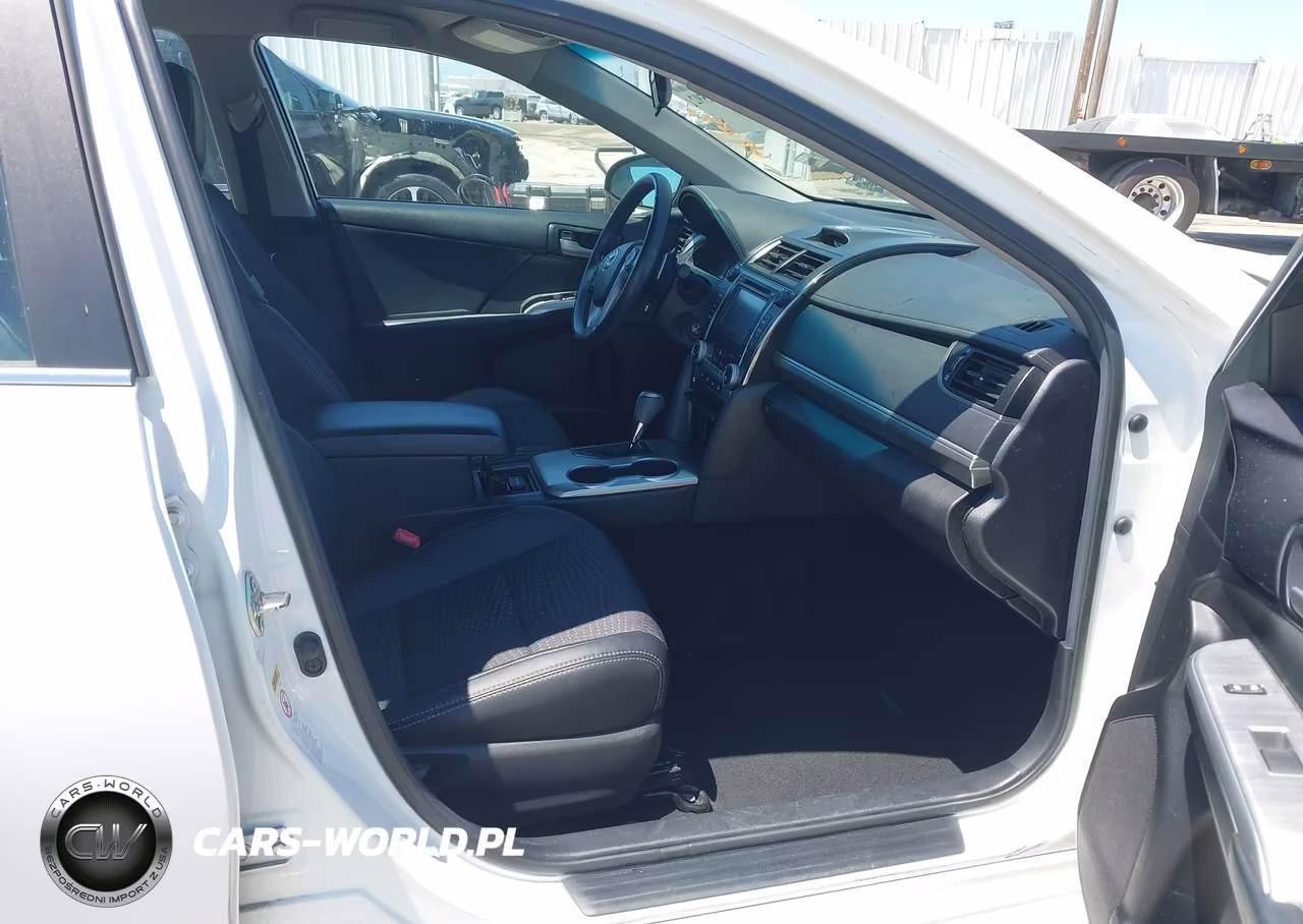 2014 Toyota Camry Se VIN:4T1BF1FK5EU822696 - 5