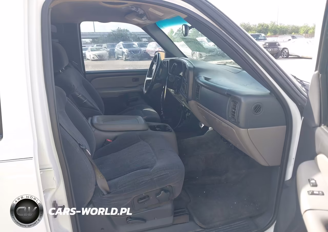 2002 Chevrolet Tahoe Ls VIN:1GNEC13VX2R317395 - 5