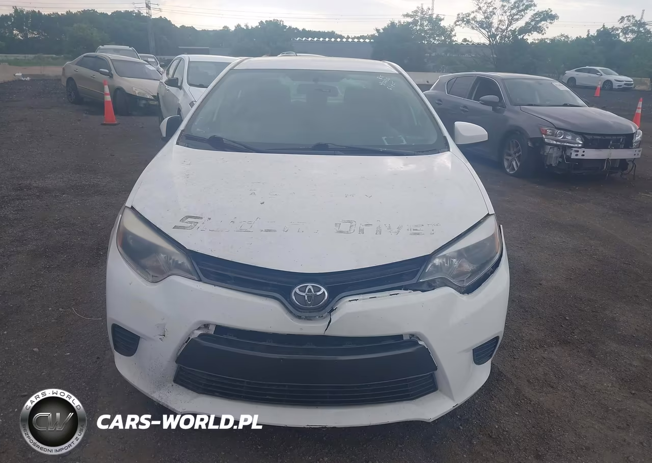 2015 Toyota Corolla Le VIN:2T1BURHE8FC416507 - 12