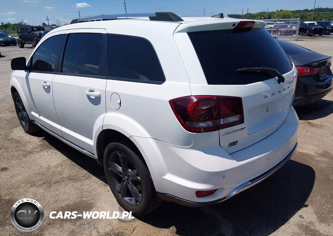 2020 Dodge Journey Crossroad VIN:3C4PDCGB1LT201196 - 3