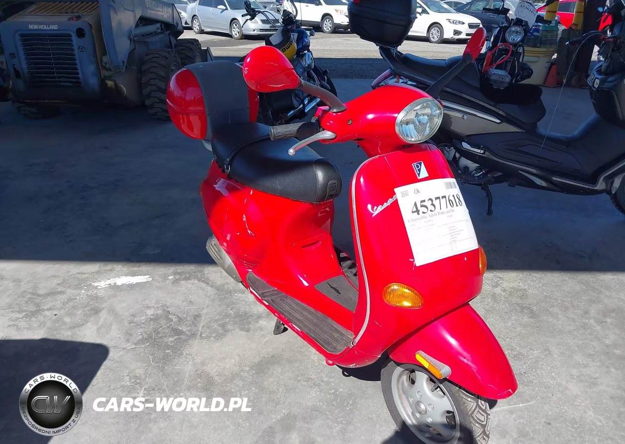 2005 Vespa C161C – zdjęcie 1 z 16