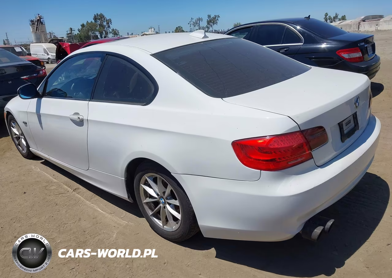 2011 BMW 328I VIN:WBAKE5C57BE574029 - 3