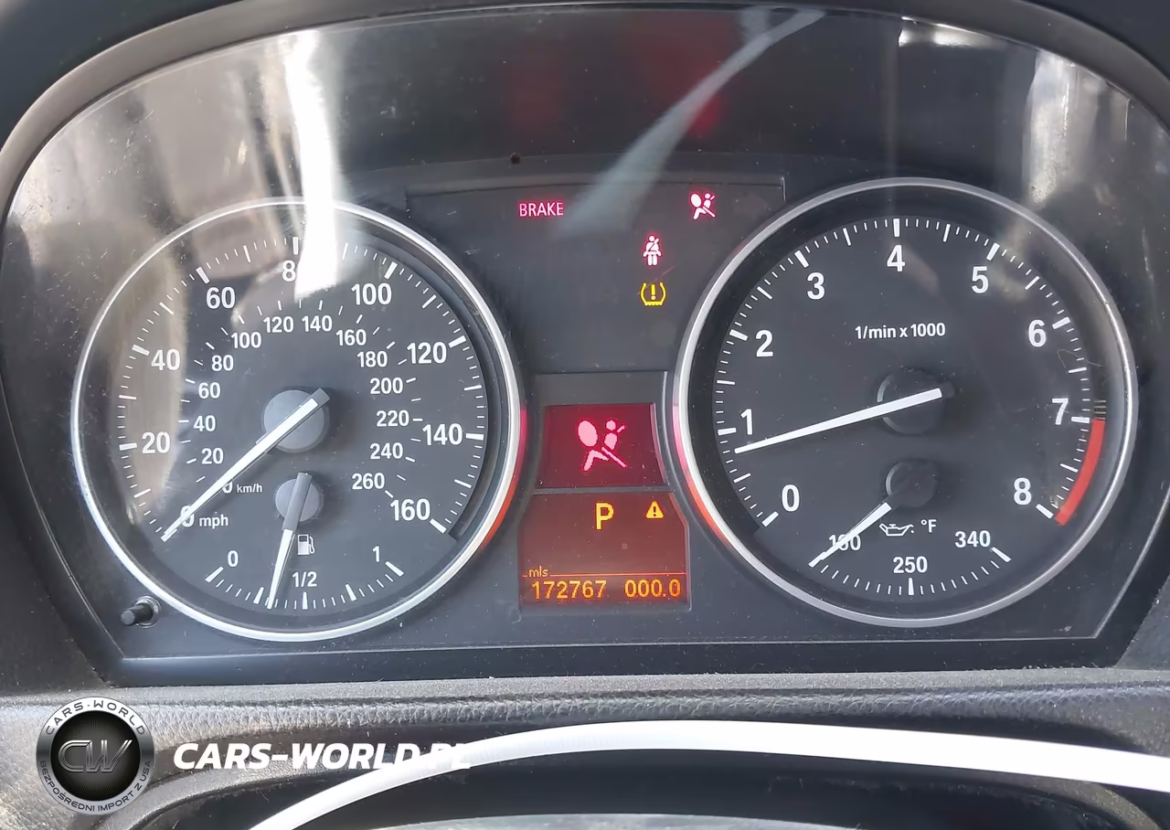 2011 BMW 328I VIN:WBAKE5C57BE574029 - 7