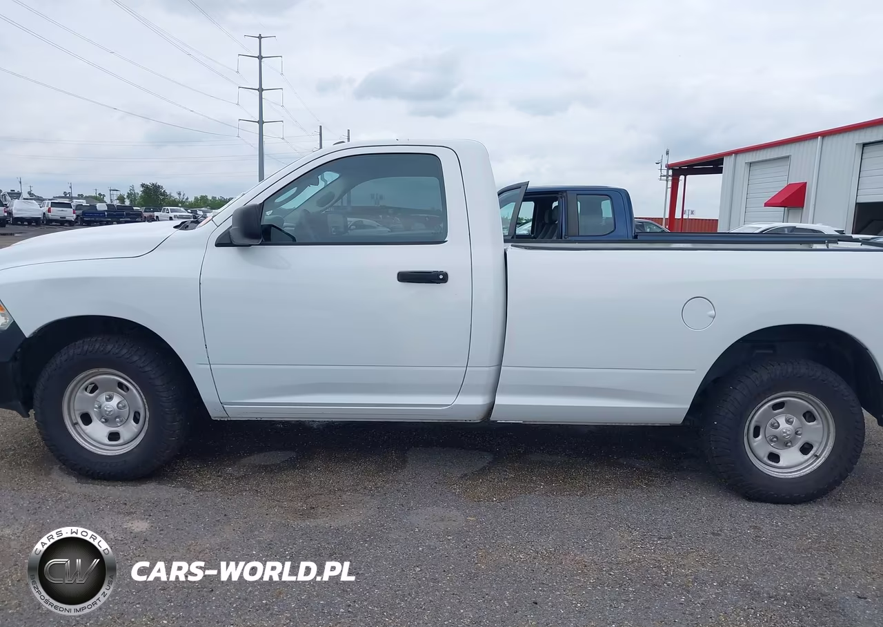 2019 Ram 1500 Classic Tradesman 4X4 8' Box VIN:3C6JR7DG3KG504493 - 14